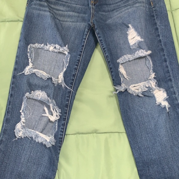 Sneak Peek Boyfriend Jeans - Picture 4 of 7